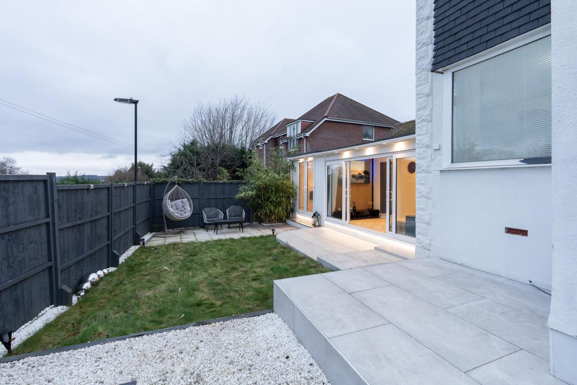 Villa Estwood - Gated House Southampton Exterior foto